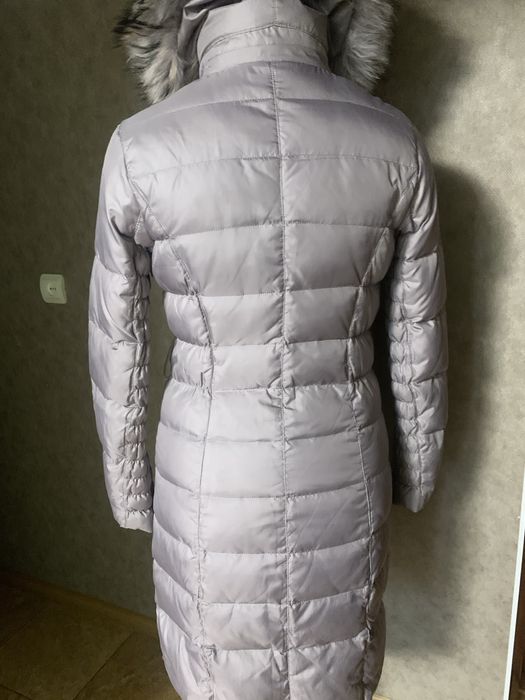 Пуховик жіночий