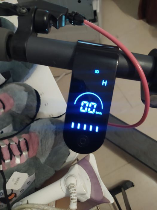 Troninete ,em otimo estado de conservacao