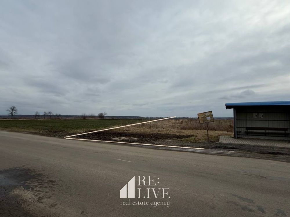 Прямокутна земельна ділянка в с. Вербаїв (10хв до ТЦ «Баобаб»)