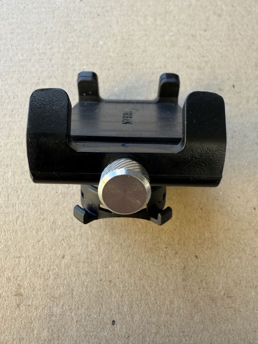 Кріплення для телефона Triban