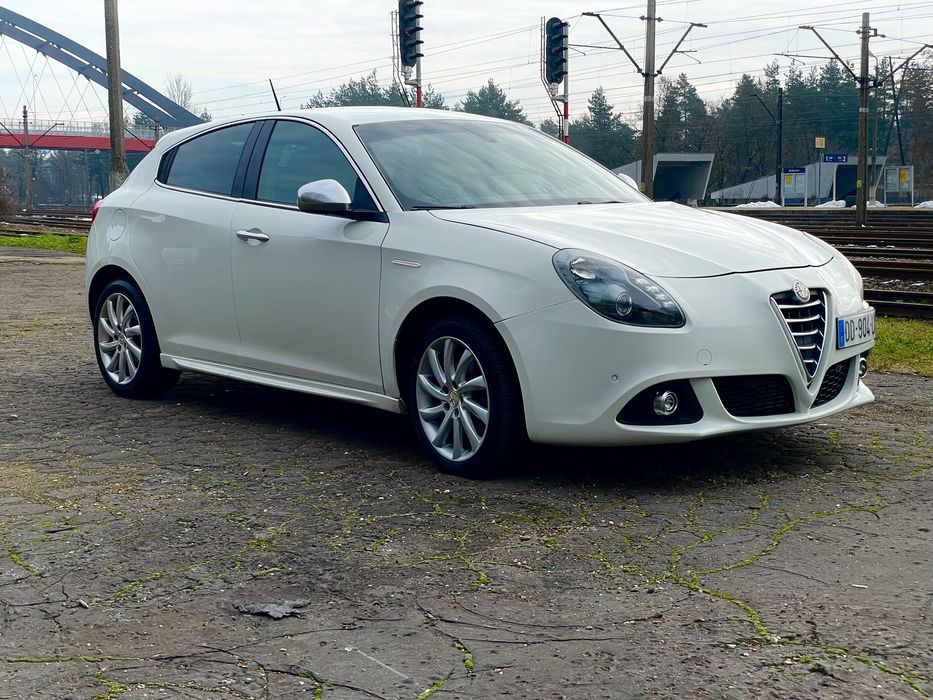 Alfa Romeo Giulietta Tourismo*LIFT *DNA * NaVi * SkÓrA * FrAncja