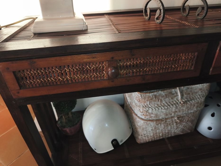 Consola para Hall em bambu