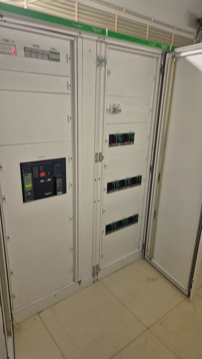 Eletricista residencial e industrial. Credenciais DGEG.