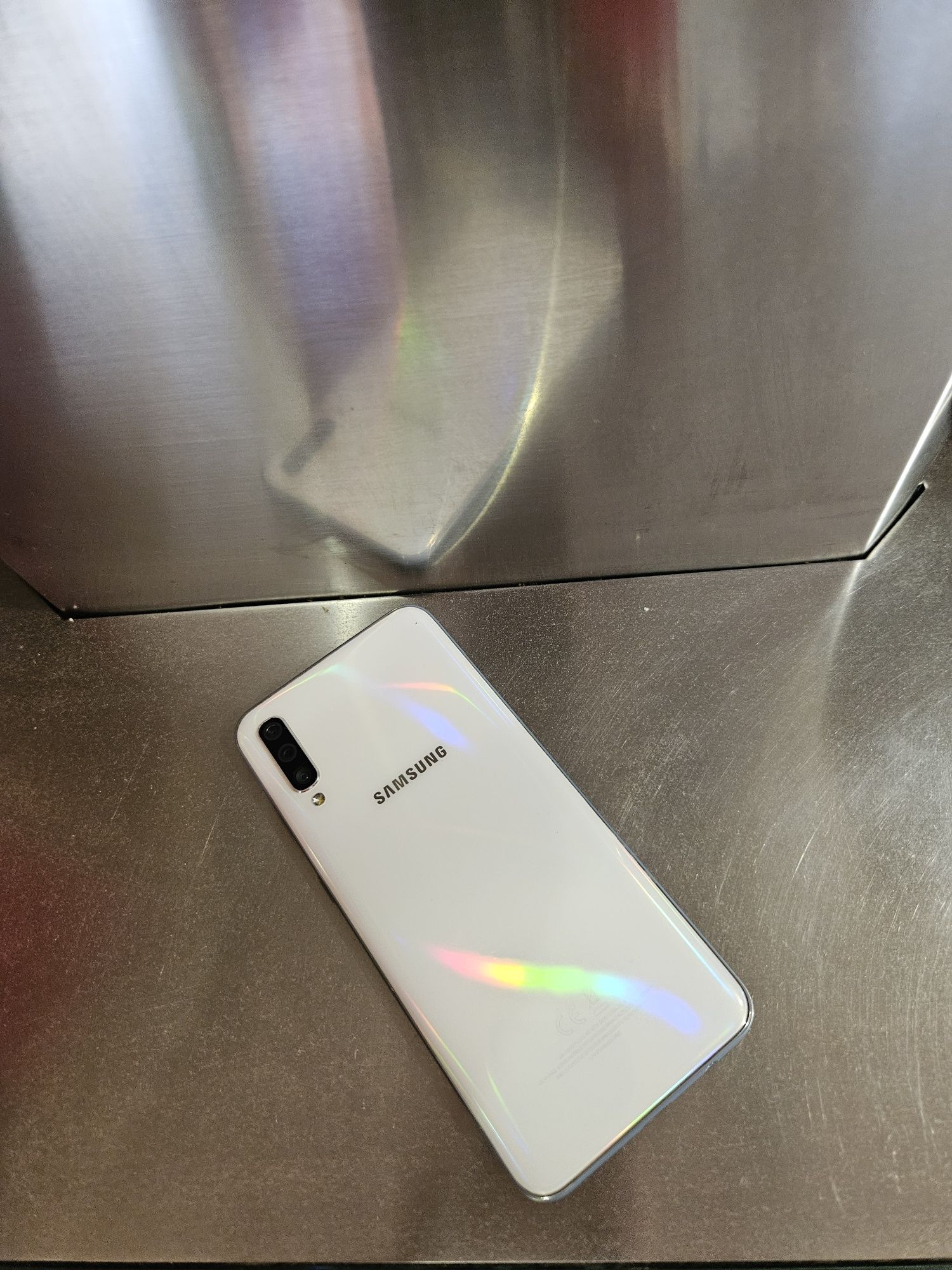 Смартфон Samsung A50 4/128