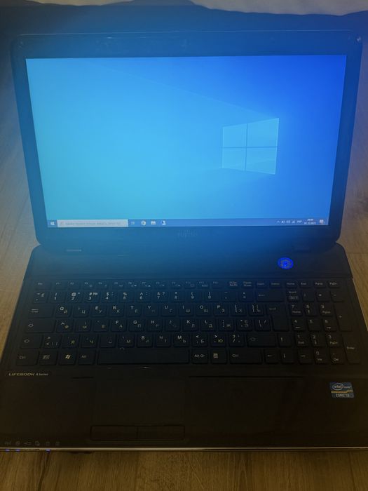 Ноутбук Fujitsu AH531 i3 | 8GB | SSD 128GB | Новий АКБ