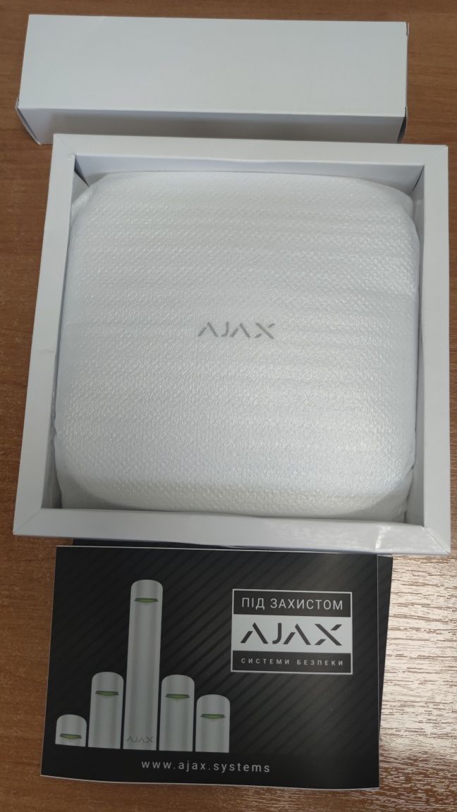 Сигналізація Аякс Ajaks (розумна центральхаб Ajax Hub)