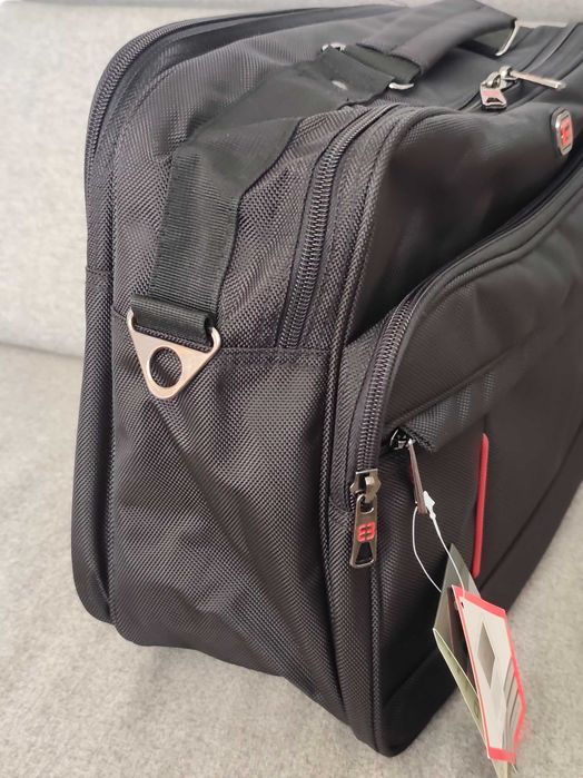 Torba na laptopa, dokumenty Enrico Benetti