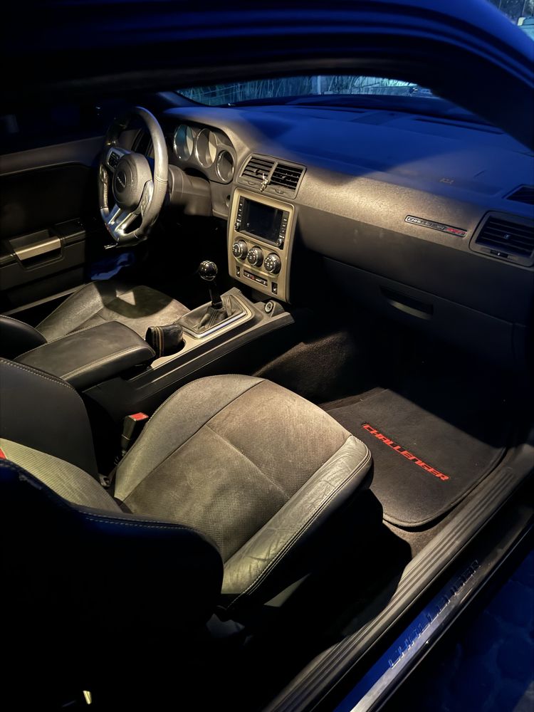 Dodge Challenger 6,4 SRT + Kompresor