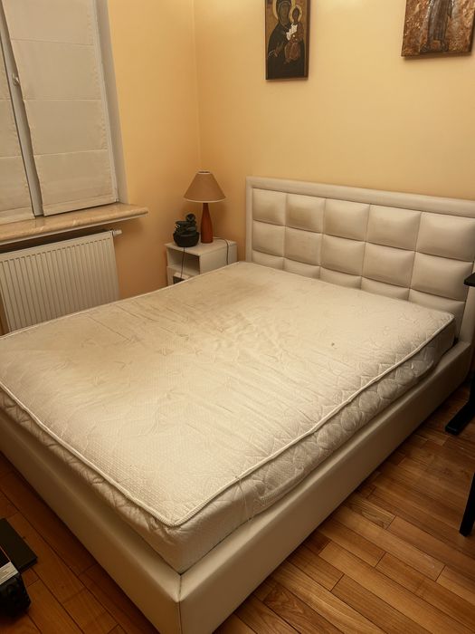 Ліжко двоспальне(160х200) біле з матрацом