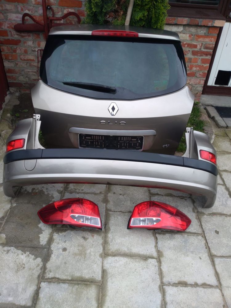 Renault Clio III kombi klapa bagaznika tyl