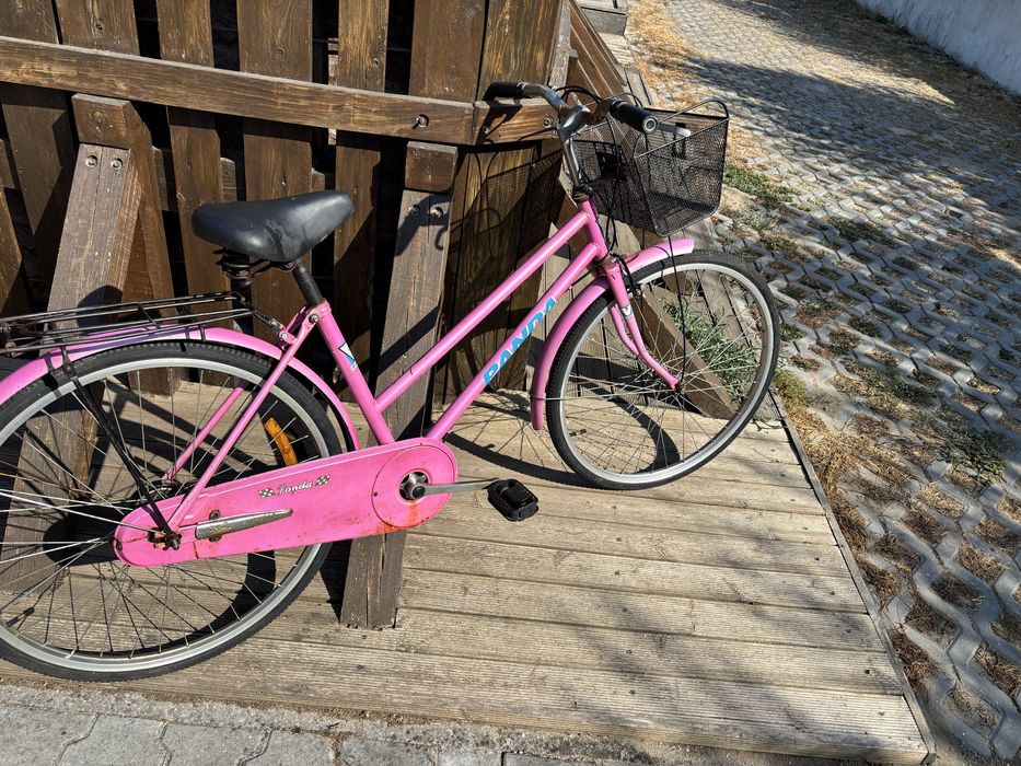 Bicicleta de senhora ou menina roda 24