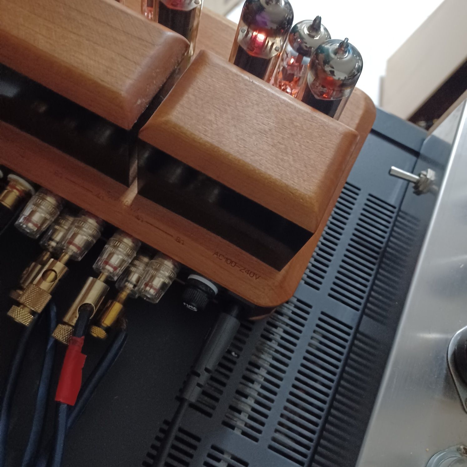 Mini Amplificador a válvulas push-pull EL84 novo Nobsound