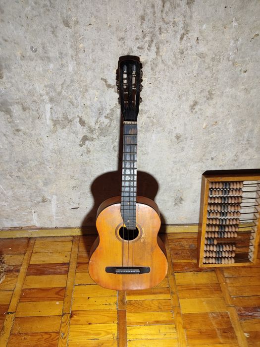 Гітара на 7 струн