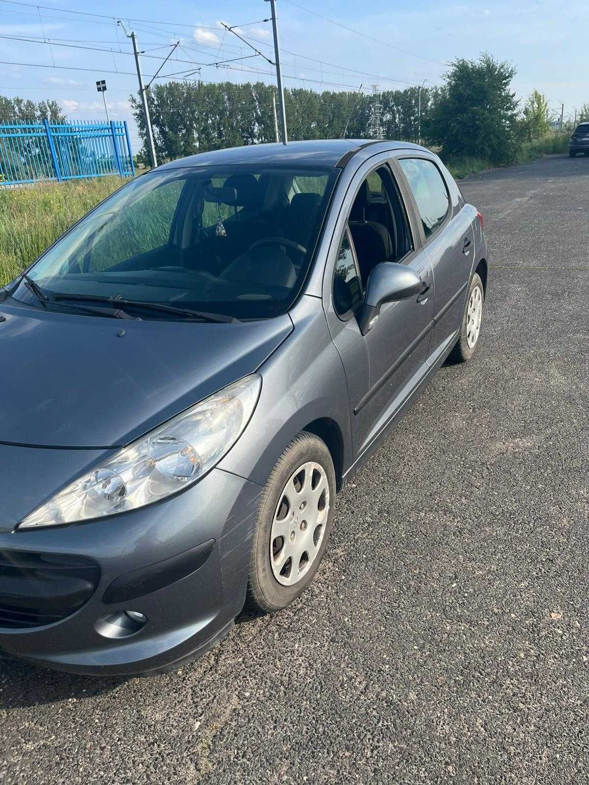 Peugeot 207 1.4 benzyna