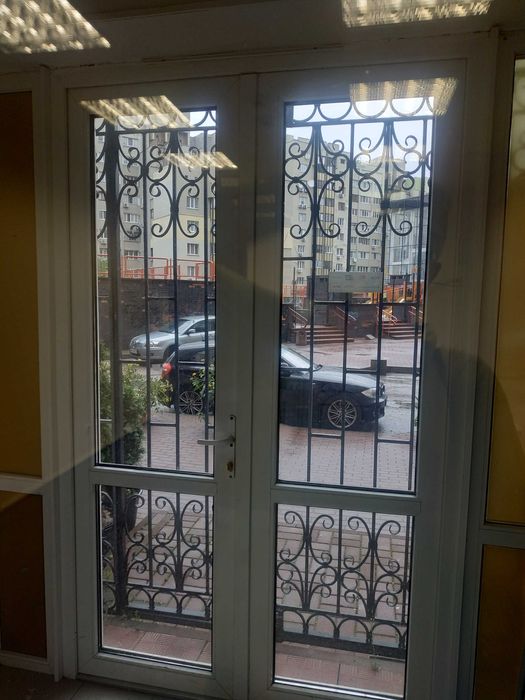 18 м2 окремий вхід кабінет з водою Метро Мінська Тимошенка Лук'яненка