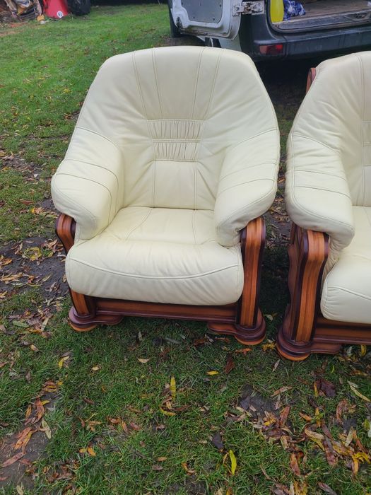 Комплект шкіряних меблів