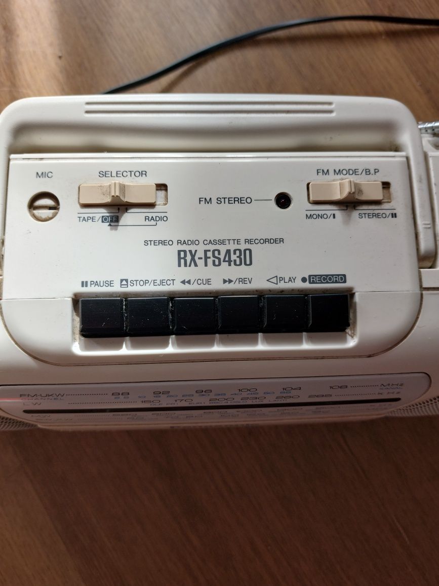 Radiomagnetofon Panasonic RX-FS430