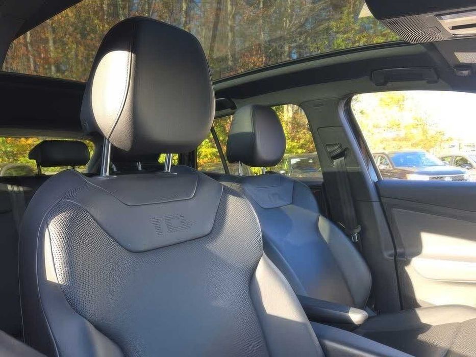 Volkswagen ID.4 1st Edition      2021