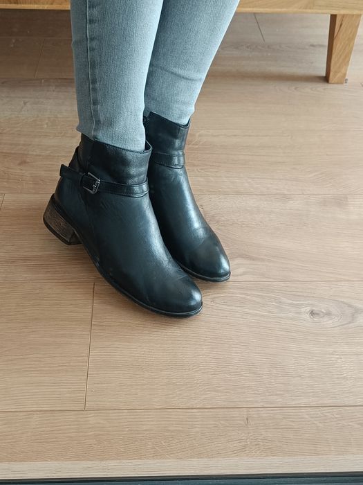 Skórzane botki sztyblety czarne deichmann 38 skóra naturalna