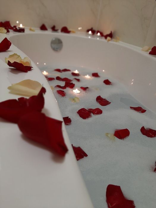 3 кімн. LUX апартаменти з балконом, центр, парковка, кондиціонер