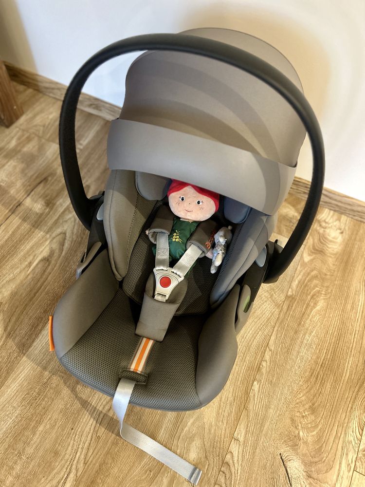 Cybex Cloud G i-Size rozkladany fotelik samochodowy Plus Lava Grey