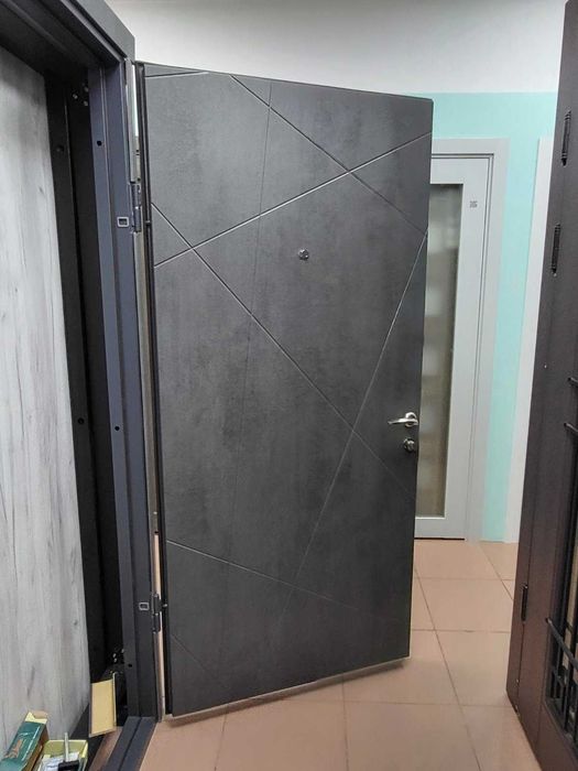 Вхідні двері в квартиру! Акція