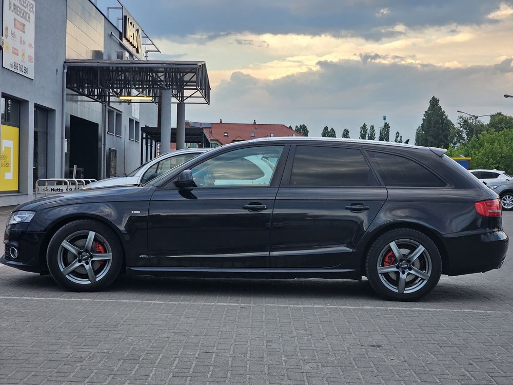 Audi A4 B8 S line 2.0 TDI 2009