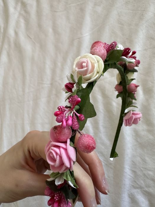 Рожевий віночок на голову