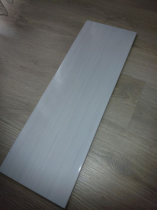 Плитка. Розмір 20/60 .