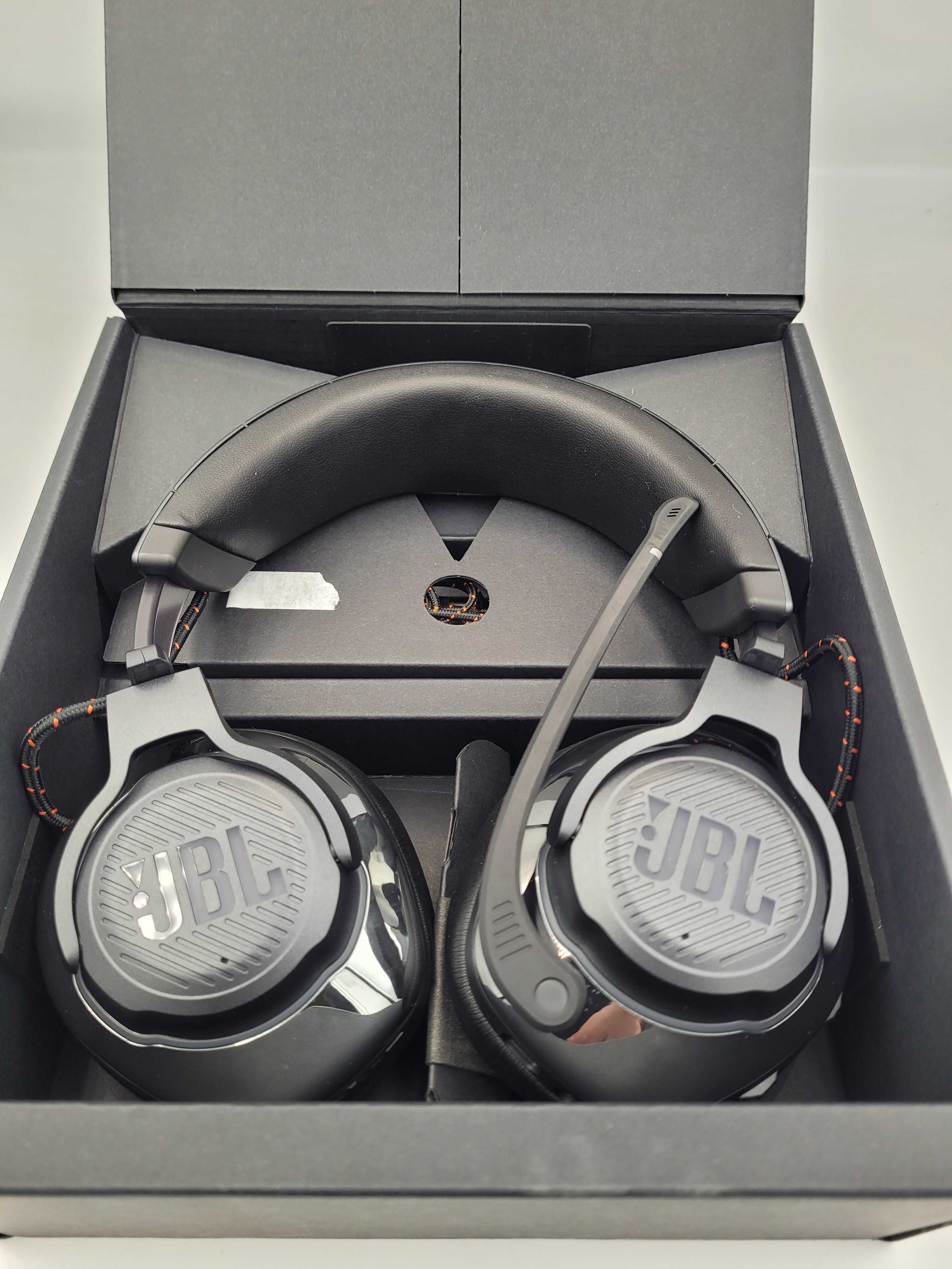 Słuchawki bezprzewodowe nauszne JBL Quantum 810 TWS