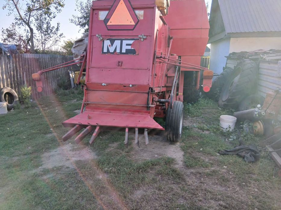Комбайн Massey Ferguson