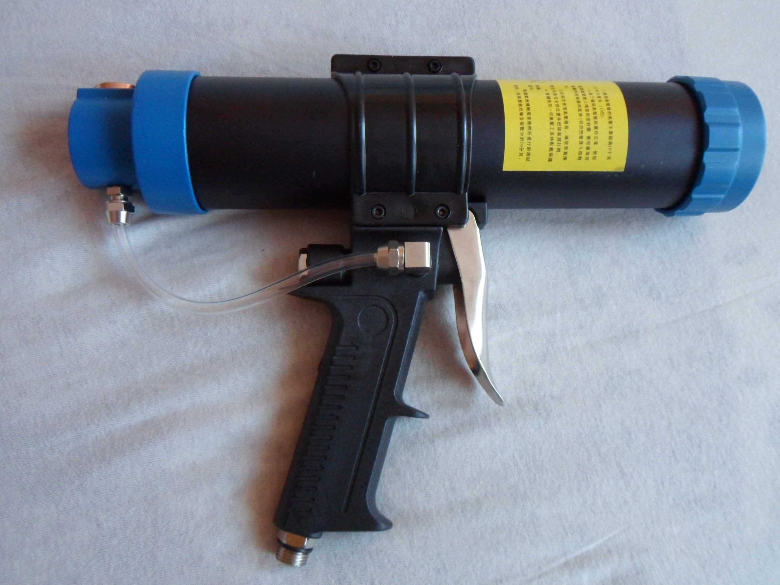 Pistolet pneumatyczny do silikonu z regulacją ciśnienia - nowy.