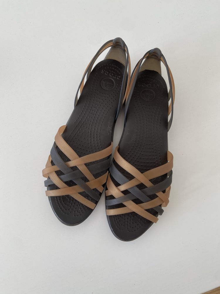 Nowe sandaly Crocs Huarache r. 41/42 W10