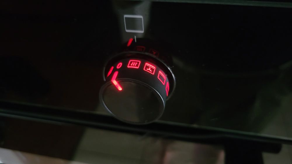 Piekarnik Amica parowy do zabudowy