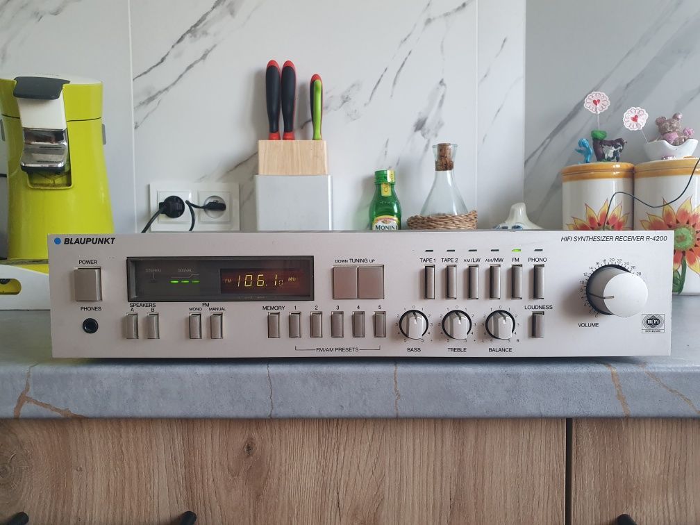 Amplituner stereo Blaupunkt r4200 vintage 80te