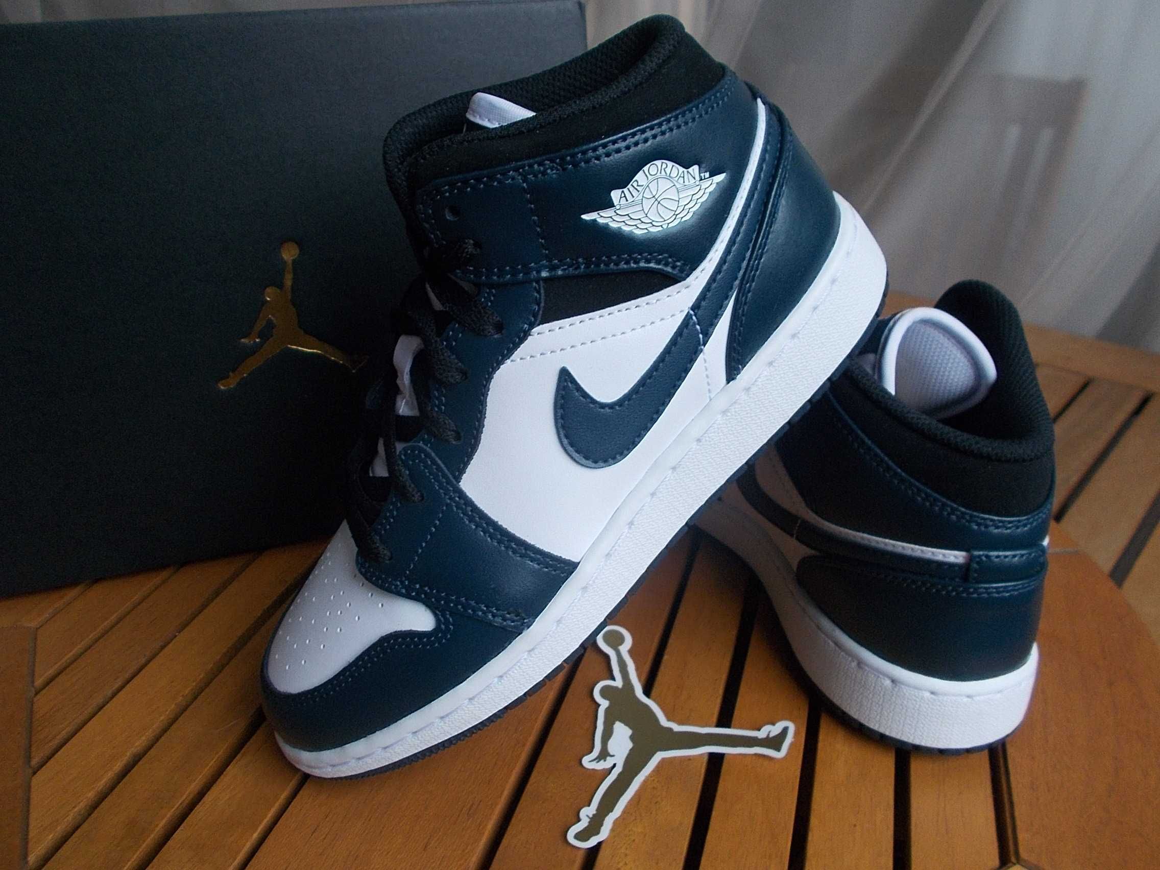 (r. 37,5-23,5 cm ) Nike JORDAN 1 Mid Armory Navy Dark Teal 554725,-411