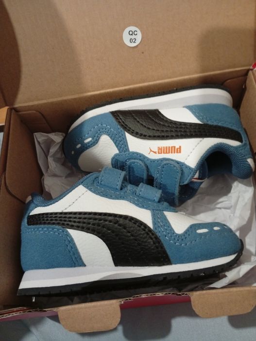 Sapatilhas crianca Puma novas