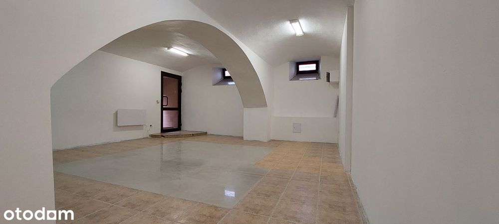 Lokal użytkowy w centrum  ul. Armii Krajowej 28 ,  54 m2 / 81 m2