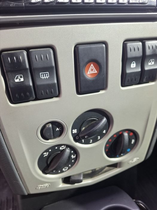 Dacia logan MCV А/С 1,6 газ-бенз 7 місць