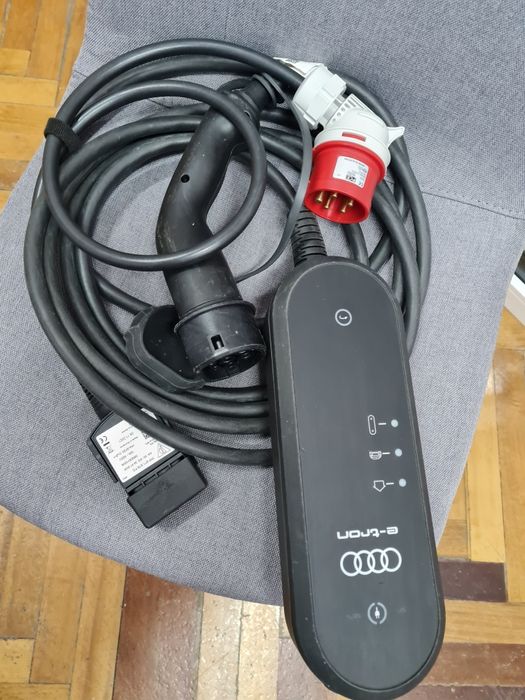 Audi E-tron Charger Type2 3.6-11 KW, Type1 3.6-9.6