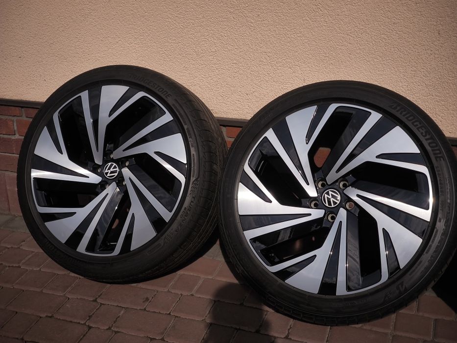 →Felgi+opony OEM Volkswagen Narvik ID.4 21x8,5/9 5x112 idealny stan