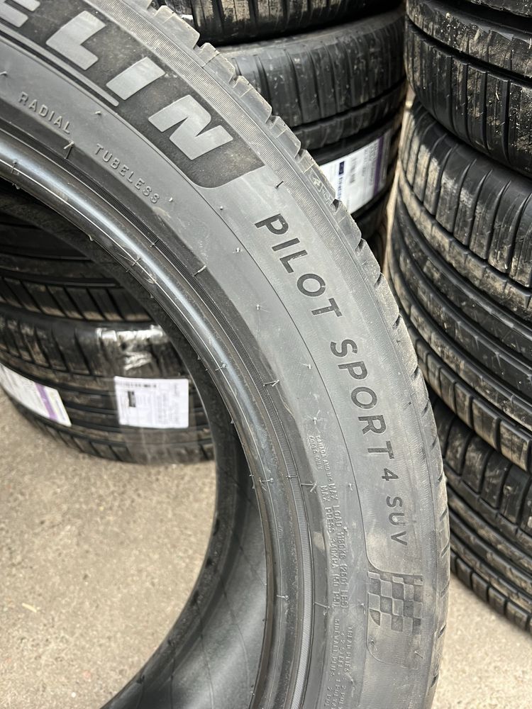 Літні шини 285/45R22 Michelin Pilot Sport 4 SUV