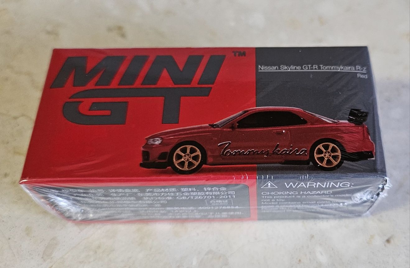 Mini GT 543 Nissan Skyline GT-R (R34) Tommykaira R RZ Edition Red