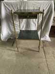 Mesa de Cabeceira em Latão e Marmore