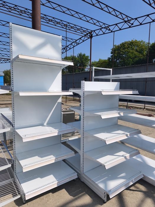 Торгівельне обладнання,стелажі металеві