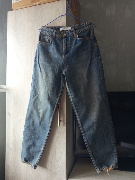 Джинси жіночі  .