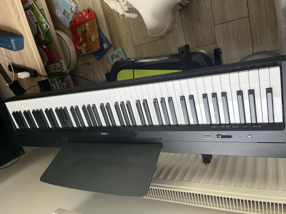 Yamaha P-145 cyfrowe pianino