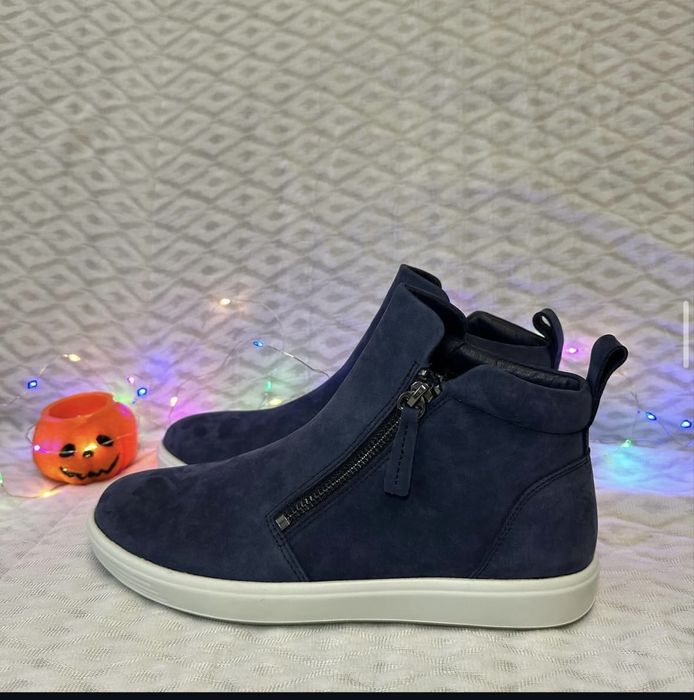 Жіночі черевики Ecco