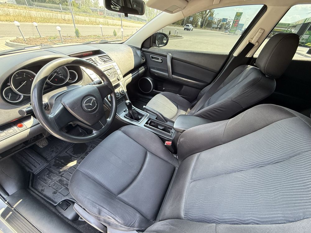 Mazda 6 universal