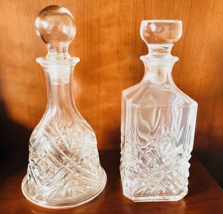 2 Garrafas de Cristal